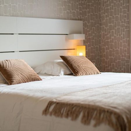 Tours Centre - Proche Gare - Parking Velo - Balcon - Arrivee Autonome Apartment Ngoại thất bức ảnh