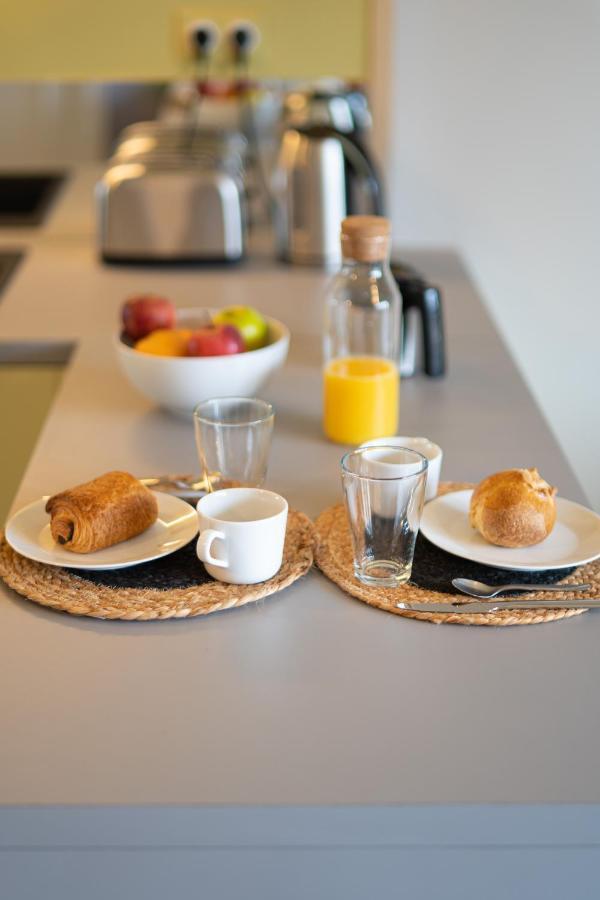 Tours Centre - Proche Gare - Parking Velo - Balcon - Arrivee Autonome Apartment Ngoại thất bức ảnh