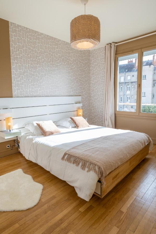 Tours Centre - Proche Gare - Parking Velo - Balcon - Arrivee Autonome Apartment Ngoại thất bức ảnh